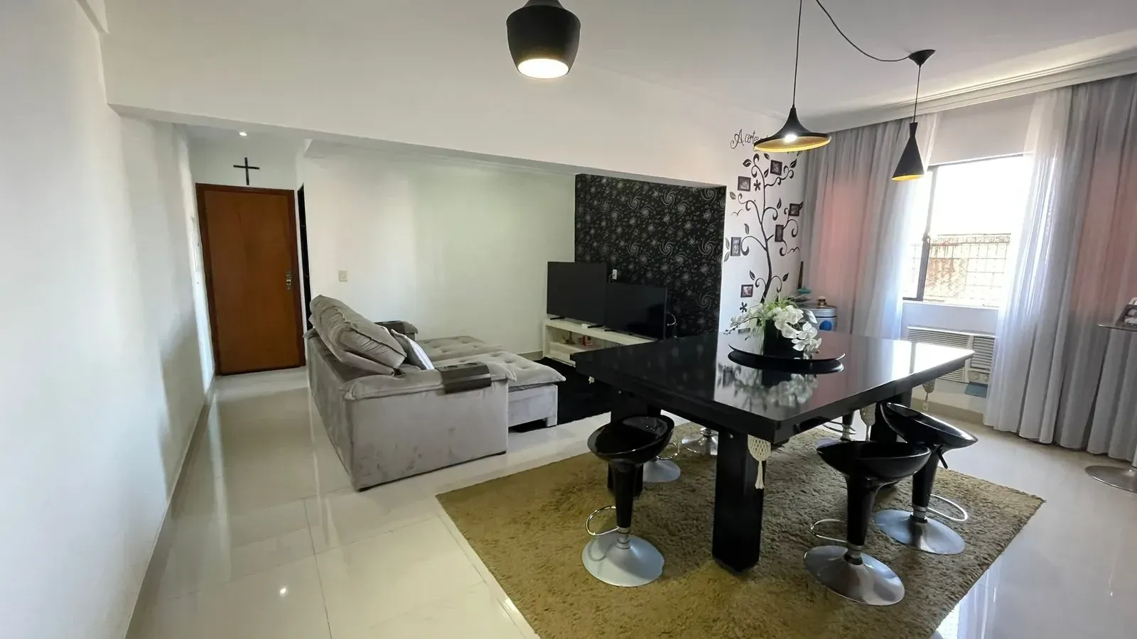 Imagem Apartamento com 2 Quartos à Venda, 93 m² em Marapé - Santos