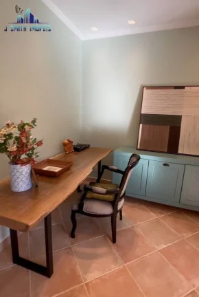 Imagem CASA TÉRREA ESTILO NORMANDO, 4 SUÍTES, TERRENO 1.107m², COND. NA GRANJA