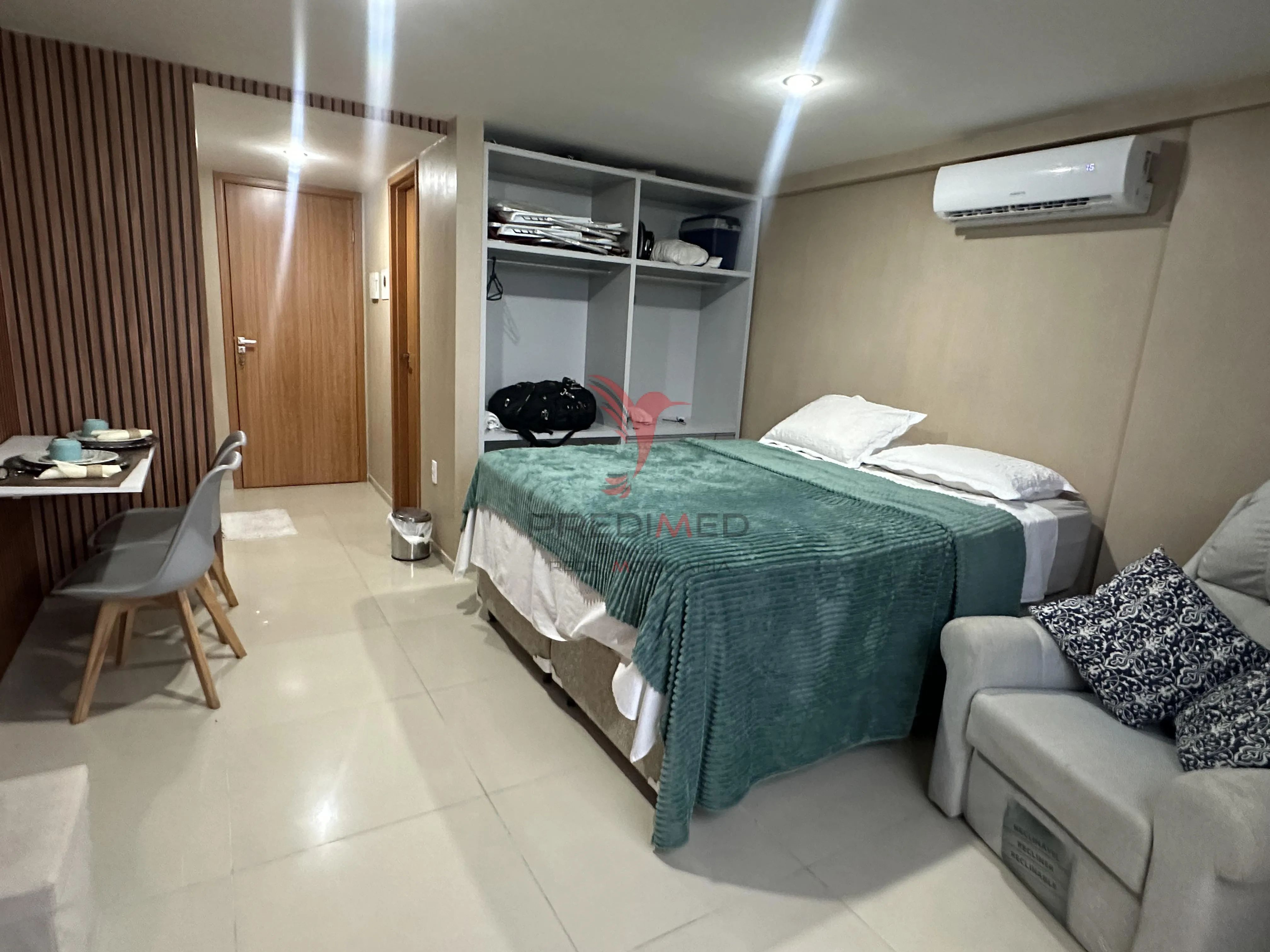 Imagem Vende-se flat na beira-mar do Bessa, vista definitiva, pronto para rentabilizar
