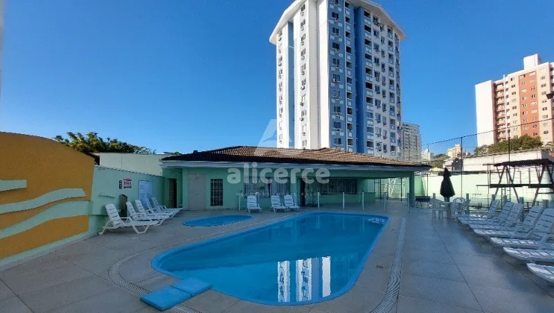 Imagem Apartamento à venda - 3 quartos I 1 suíte I 85m² I Semi mobiliado I Piscina - em Barreiros São José