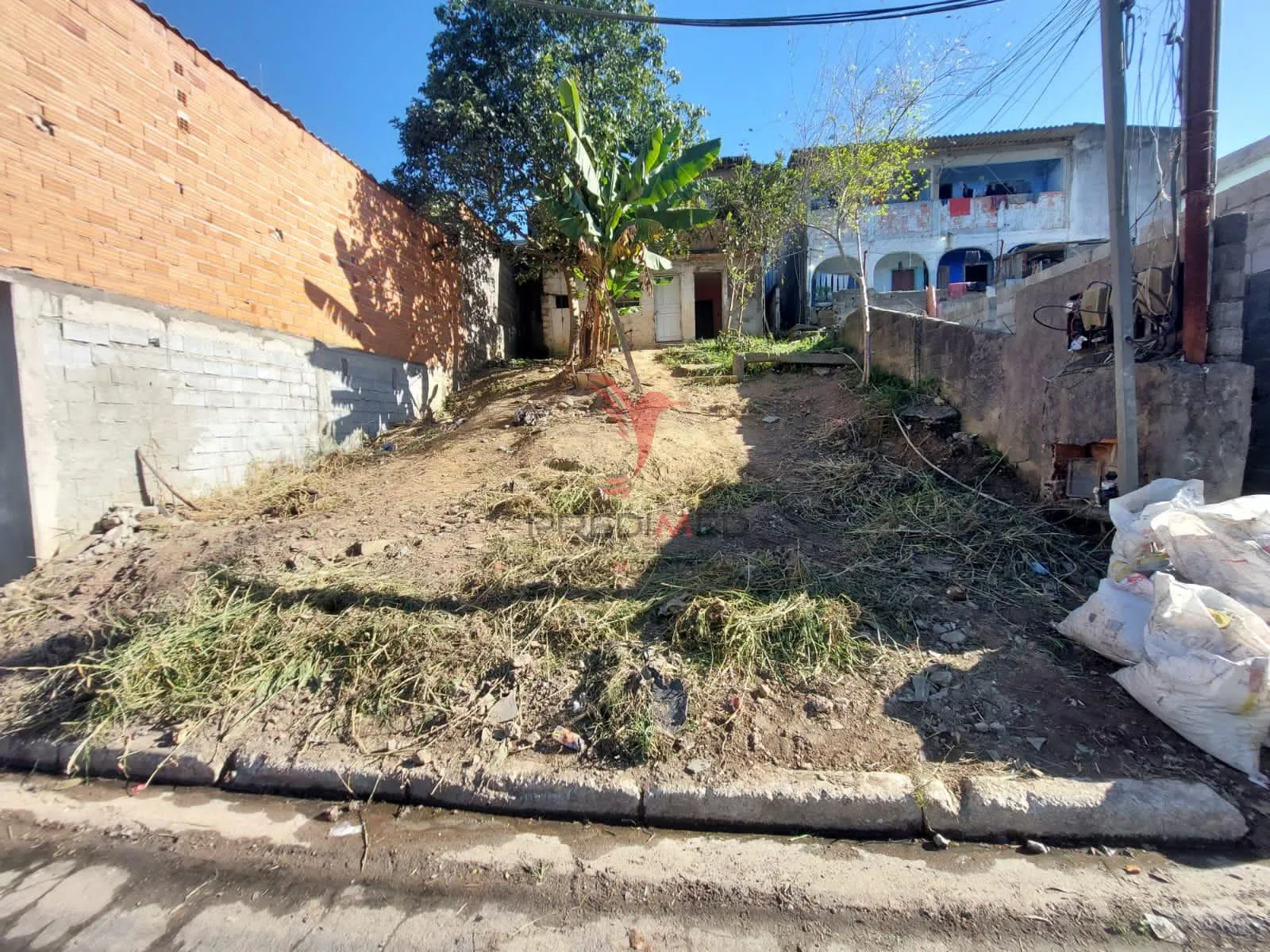Foto do imóvel Alugo terreno na ZL, medida 232,5 m2,m2 em Rua da Independência - São Paulo - SP