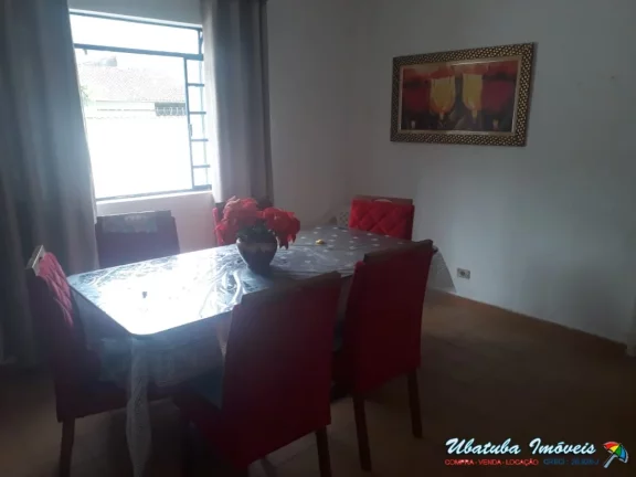 Imagem Casa com edícula no Perequê-açu