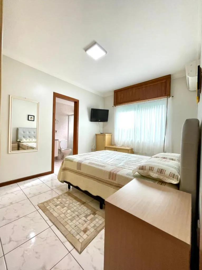 Imagem Apartamento 2 Dormitórios - Bairro Zona Nova