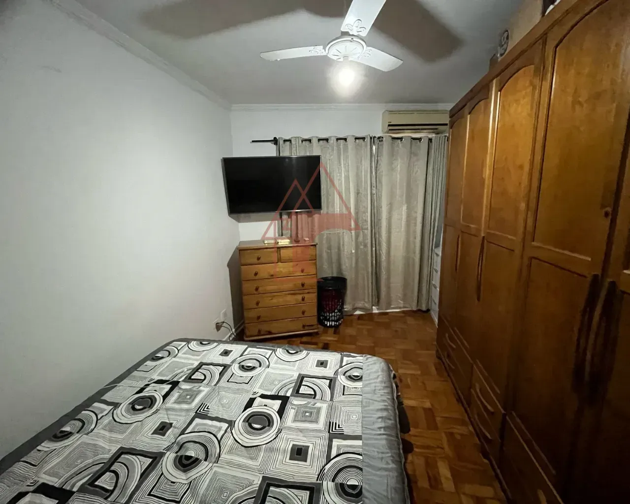 Imagem Apartamento com 2 Quartos à Venda, 69 metros em Encruzilhada - Santos