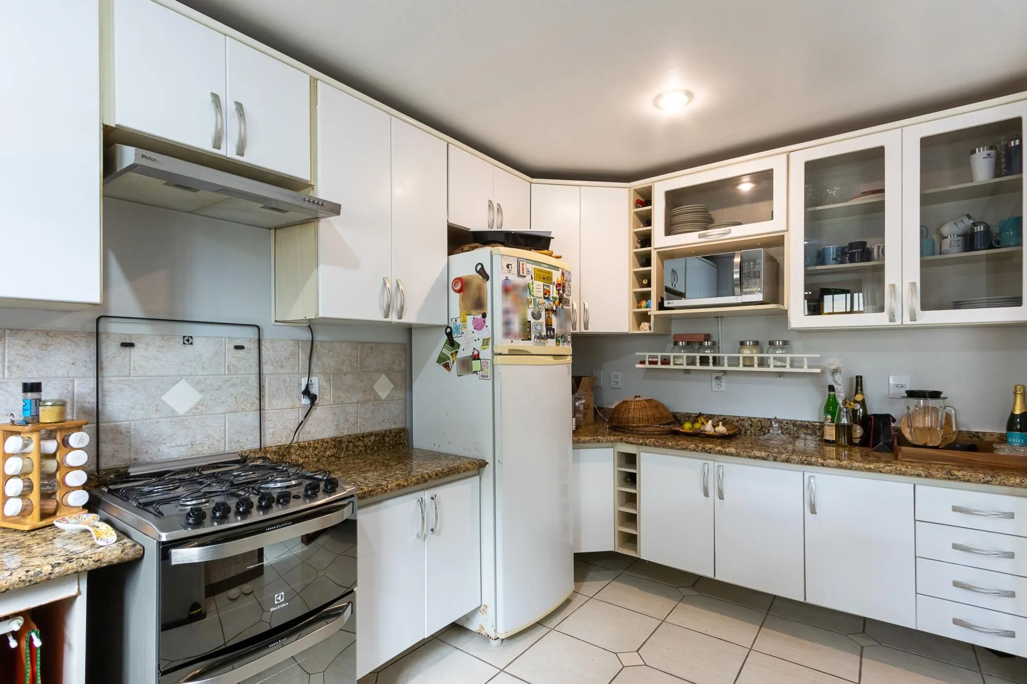 Imagem Casa Condominio para Venda - 175m², 3 dormitórios, sendo 1 suites, 4 vagas - Tristeza