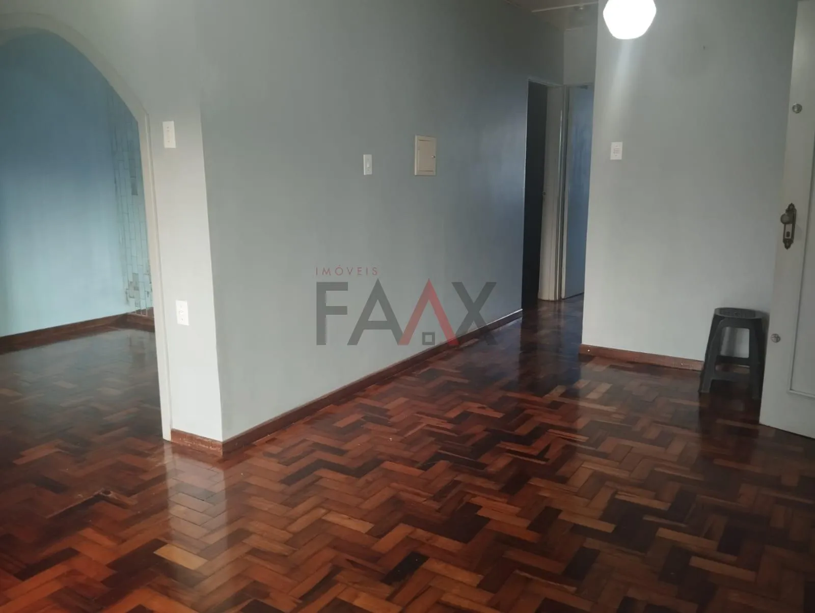 Imagem Casa á venda no Trianon próximo ao Joaquim Prestes em Guarapuava PR