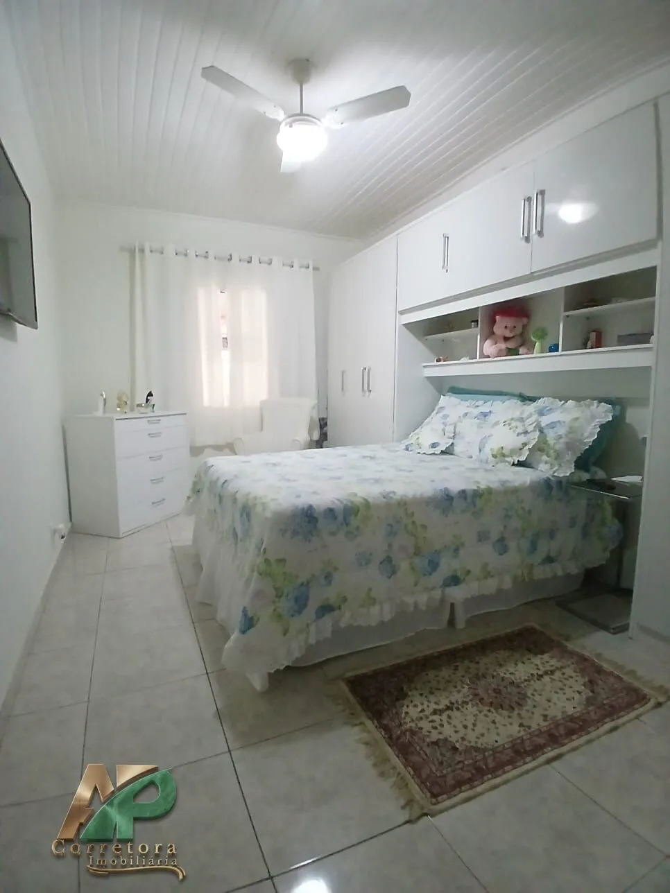 Imagem Oportunidade na Vila Rica SP: Casa Ampla com 4 Dorms (2 Suítes) por R$ 590 Mil!