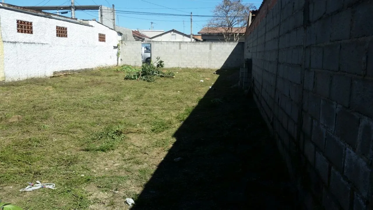 Imagem Terreno à venda 250M², Conjunto Residencial Araretama, Pindamonhangaba - SP