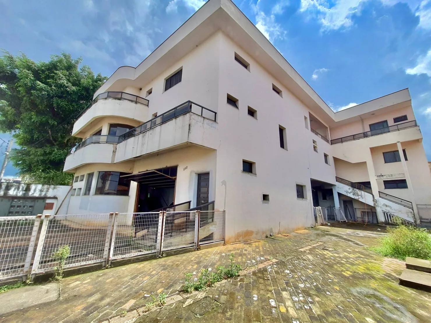Imagem Comercial à venda 865M², Areao, Taubaté - SP