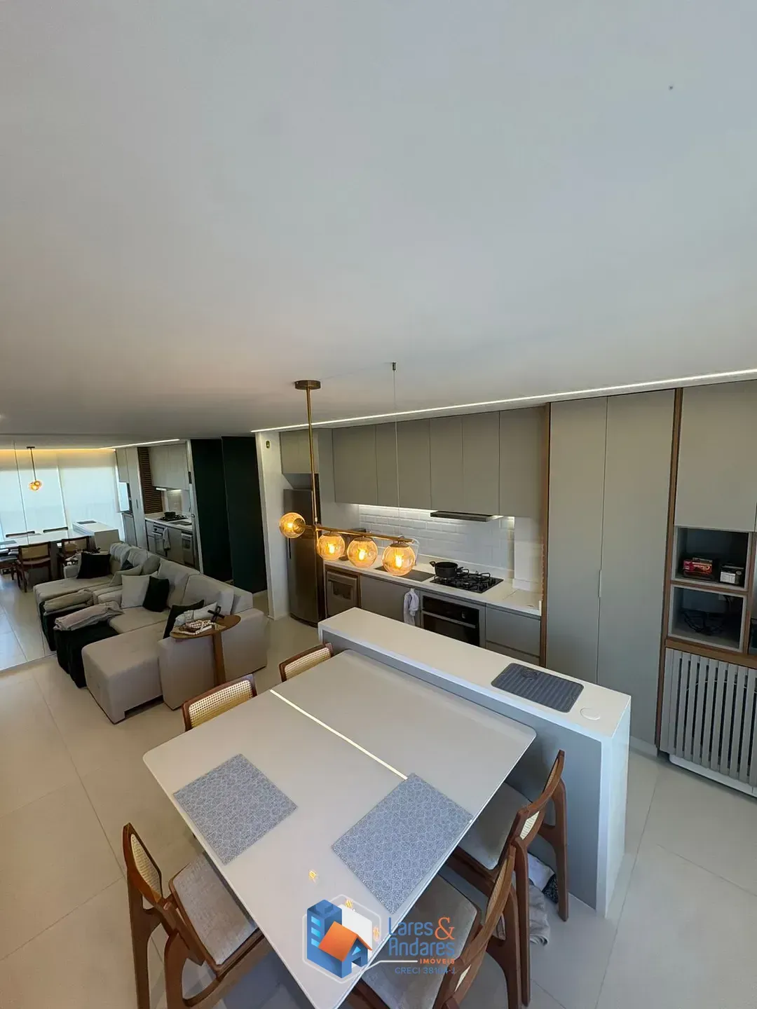 Imagem Apartamento para venda em Vila Anastácio com 3 quartos, sendo 1 suíte, 67m²
