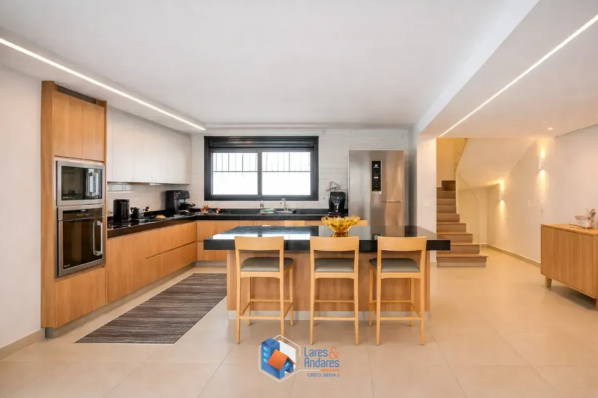 Imagem Casa no condomínio Casa Cube para venda com 2 quartos, sendo 1 suíte, 170m²