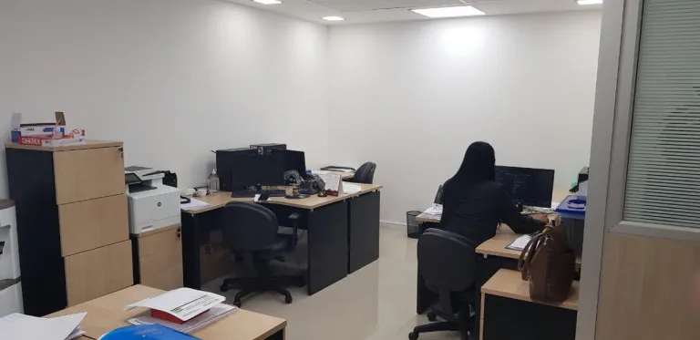 Sala Comercial à Venda, 320 m² em Centro - Niterói
