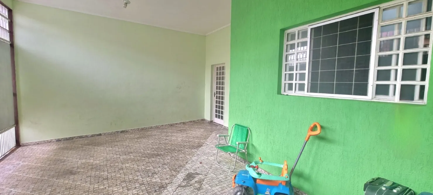 Imagem Casa à venda 3 Quartos, 1 Suite, 2 Vagas, 175M², Santa Terezinha, Aparecida - SP