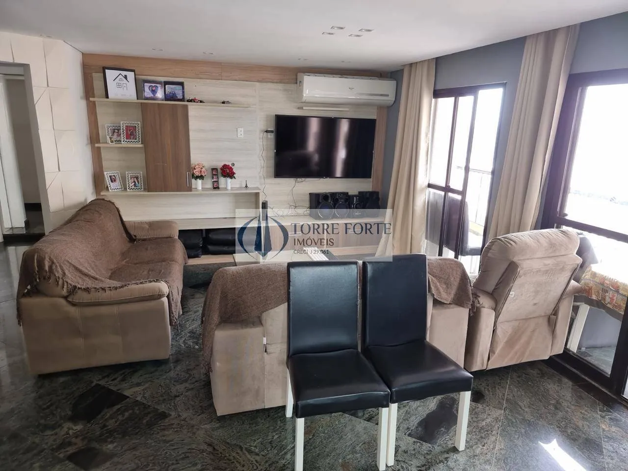 Imagem Apartamento com 4 dormitorios 2 vagas de garagem na Aviação Praia Grande.