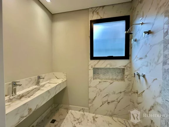 Imagem Casa t?(C)rrea no Chácara Ondina, 3 suítes, com piscina
