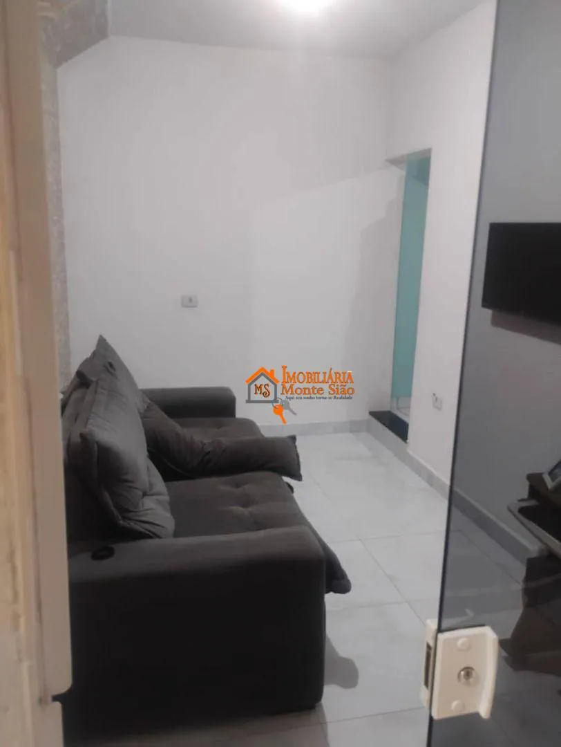 Imagem Sobrado à venda, 98 m² por R$ 243.999,00 - Água Chata - Guarulhos/SP