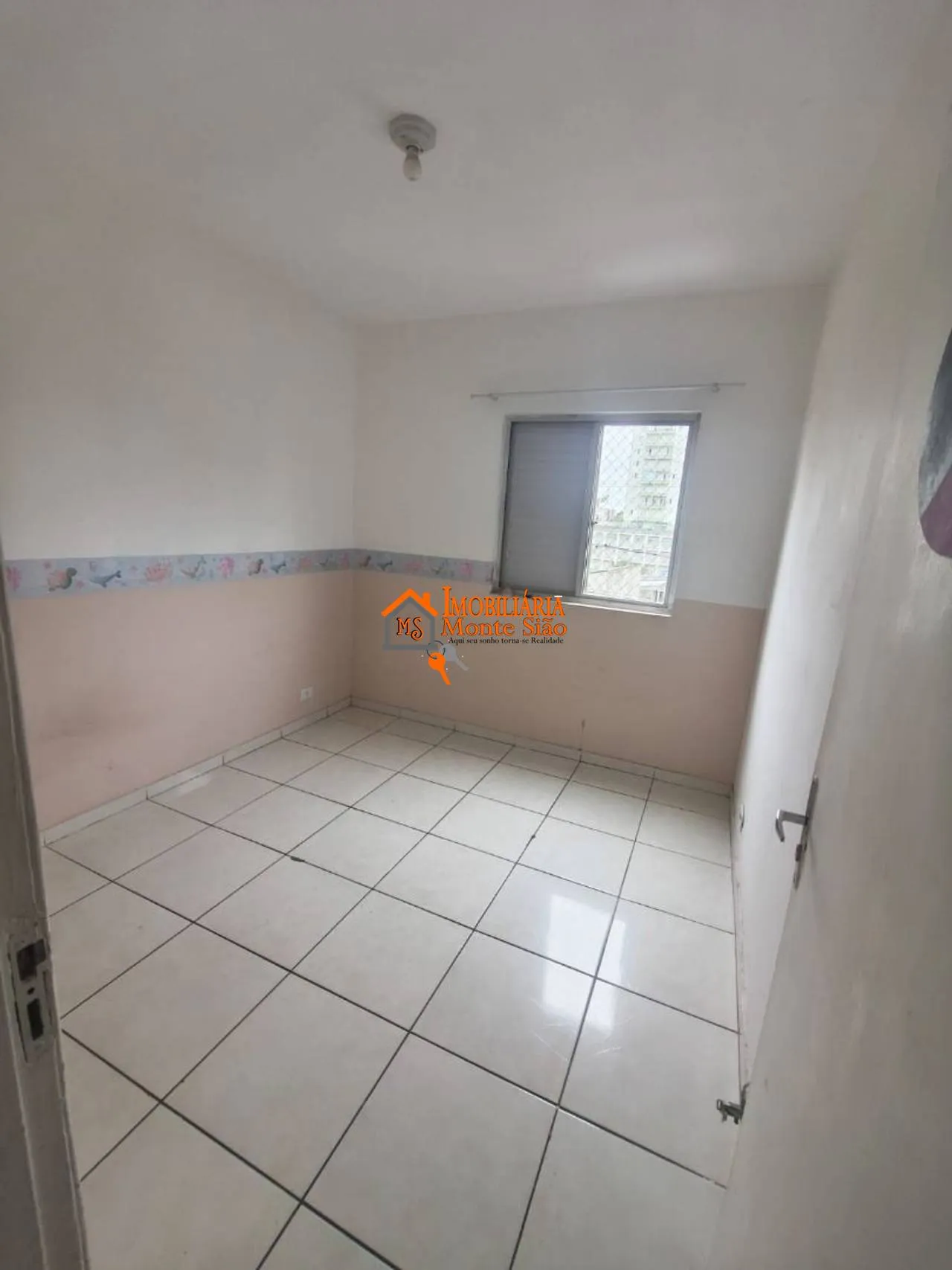 Imagem Apartamento com 3 dormitórios à venda, 62 m² por R$ 310.000,00 - Picanco - Guarulhos/SP