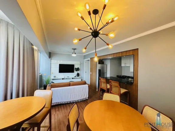 Imagem Apartamento Quadra Mar para Venda em Balneário Camboriú, CENTRO, 3 dormitórios, 1 suíte, 2 banheiros, 1 vaga