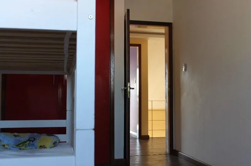 Imagem Casa para Venda - 255.68m², 4 dormitórios, sendo 1 suites, 2 vagas - Tristeza