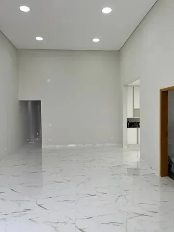 Imagem Casa Térrea de 3 Quartos no Condomínio Flamboyant, Porto Feliz-SP, com Segurança 24 Horas