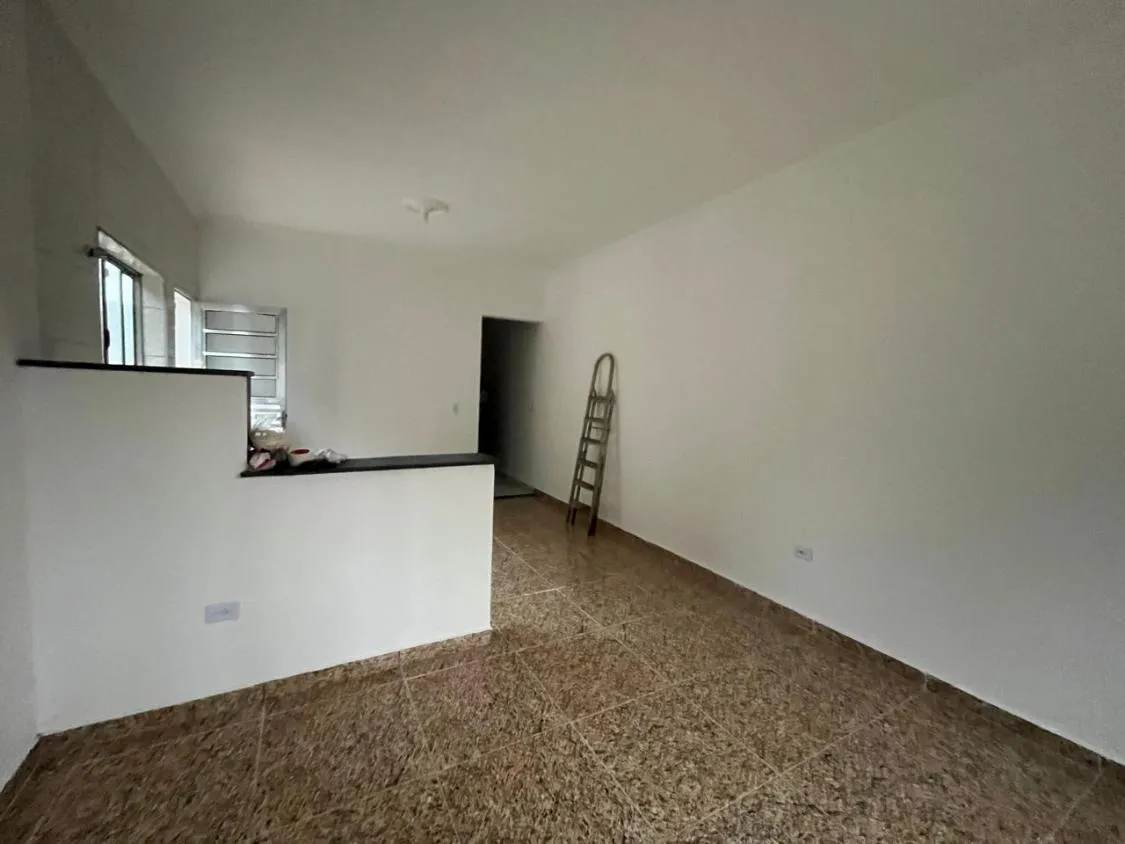 Imagem CASA 2 DORM SENDO 1 SUITE LADO PISTA À VISTA NOSSA SENHORA DO SION ITANHAEM
