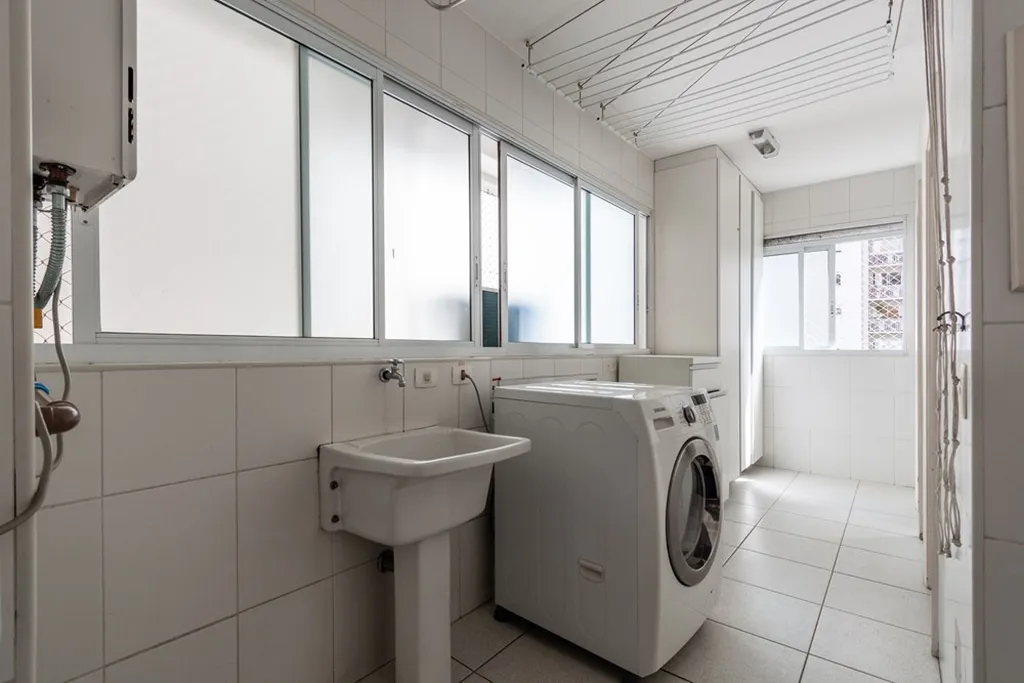 Imagem Apartamento à venda em São Paulo, Campo Belo, com 4 quartos, 216m2