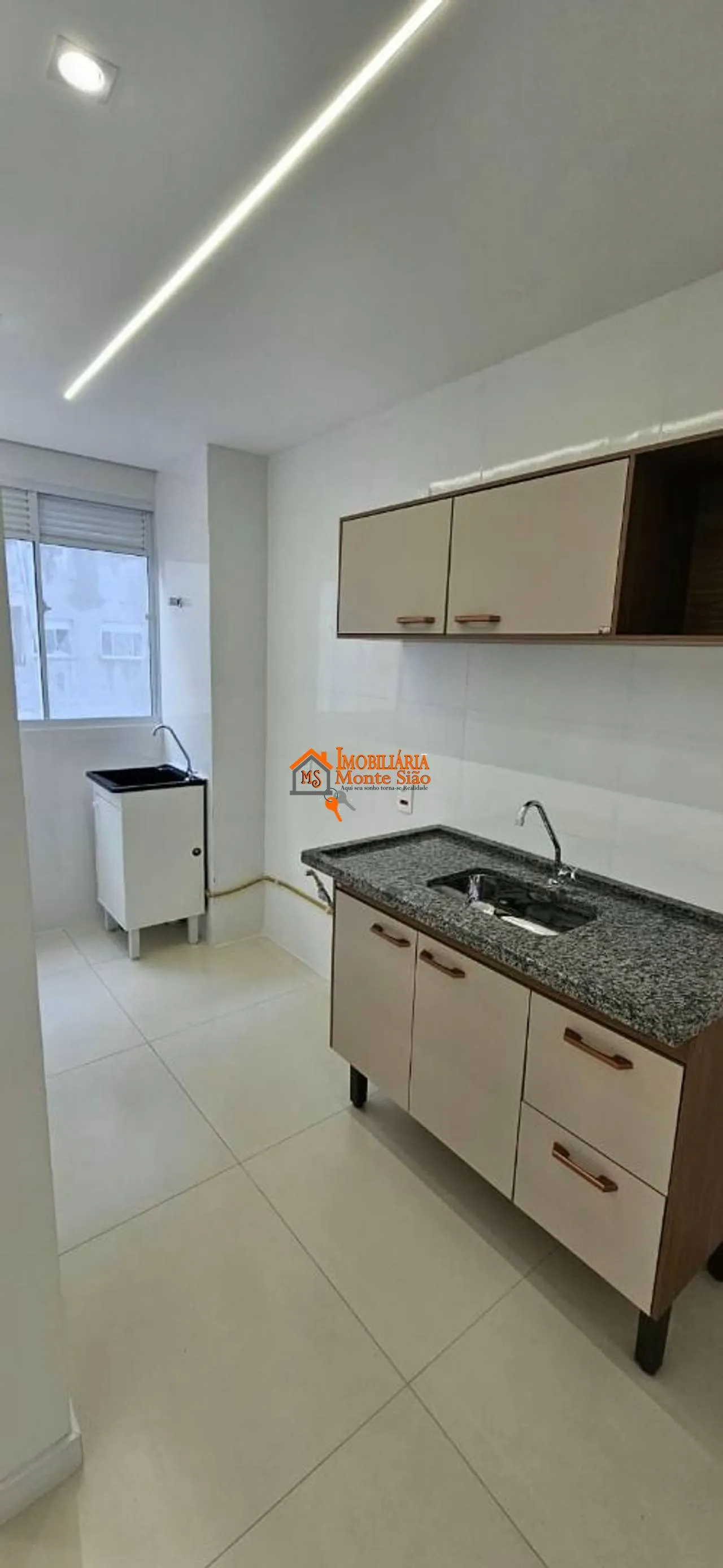 Imagem Apartamento com 2 dormitórios à venda, 43 m² por R$ 240.000,00 - Vila Nova Bonsucesso - Guarulhos/SP