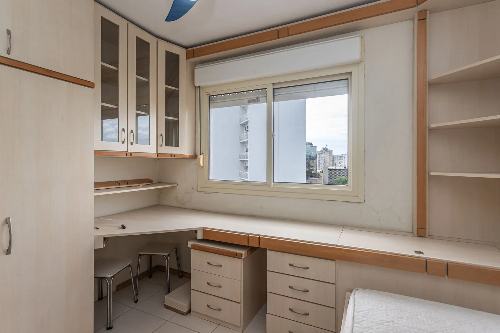 Imagem Apartamento na Cidade Baixa de 2 dormitórios e vaga DESOCUPADO