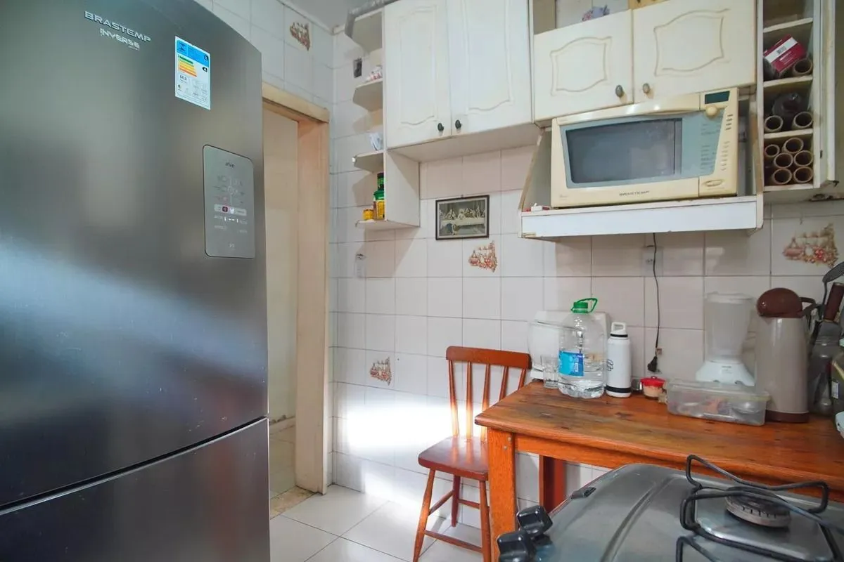 Imagem Casa Térrea com 5 dormitórios, Amplo Terreno de 300m² - Bairro Santa Rosa