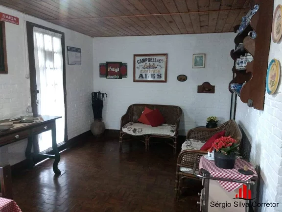 Imagem Linda Pousada a Venda na Vila Floresta Negra em Campos do Jordão/SP.