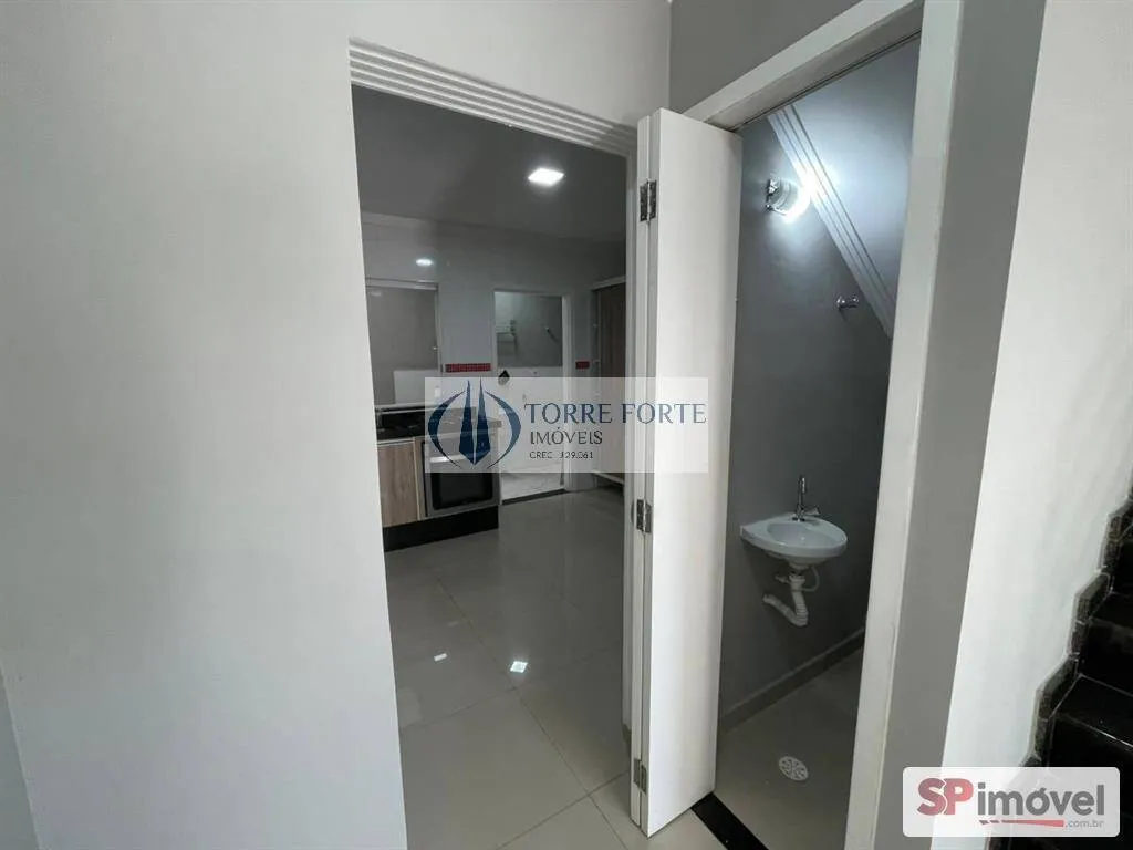 Imagem Sobrado de condominio com 4 dormitorios 3 suites 2 vagas em Itaquera.