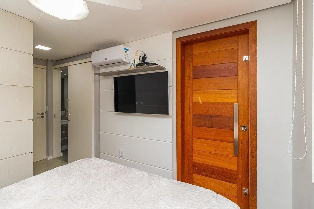 Imagem Casa em condomínio com 4 quartos, 2 suítes e 2 vagas à - Jardim Sabara
