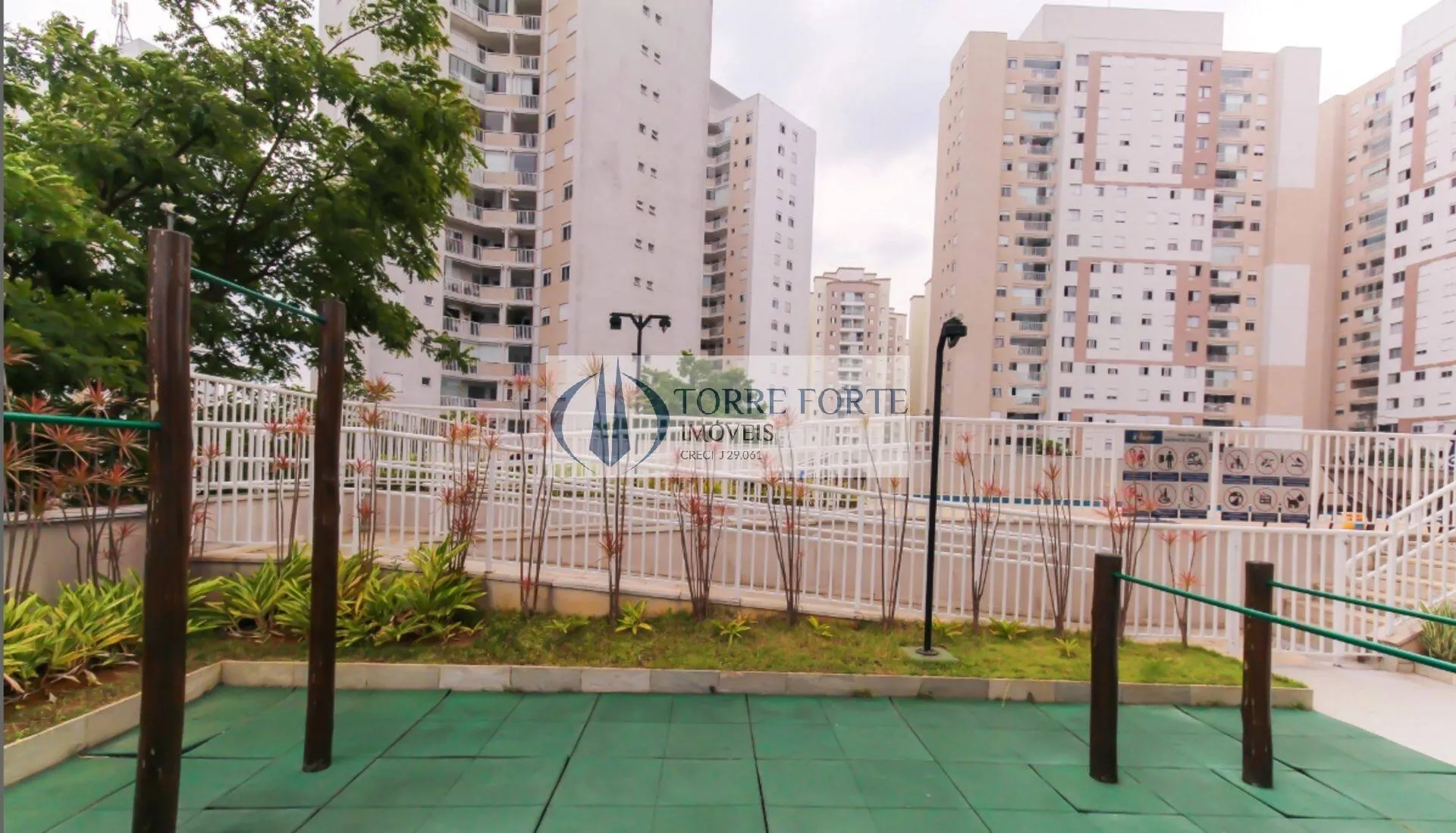 Imagem Lindo Apartamento com 1 dormitorio 1 vaga , varanda no Belenzinho