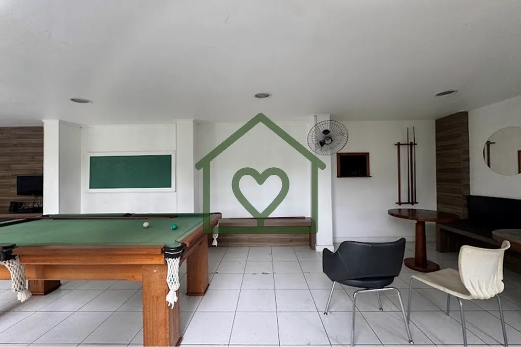 Imagem Descubra o charme de viver em um encantador apartamento localizado em Porto Alegre, na desejada regi...