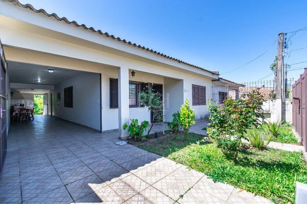 Imagem Casa de 3 dormitórios, 3 vagas no bairro Vila Ipiranga