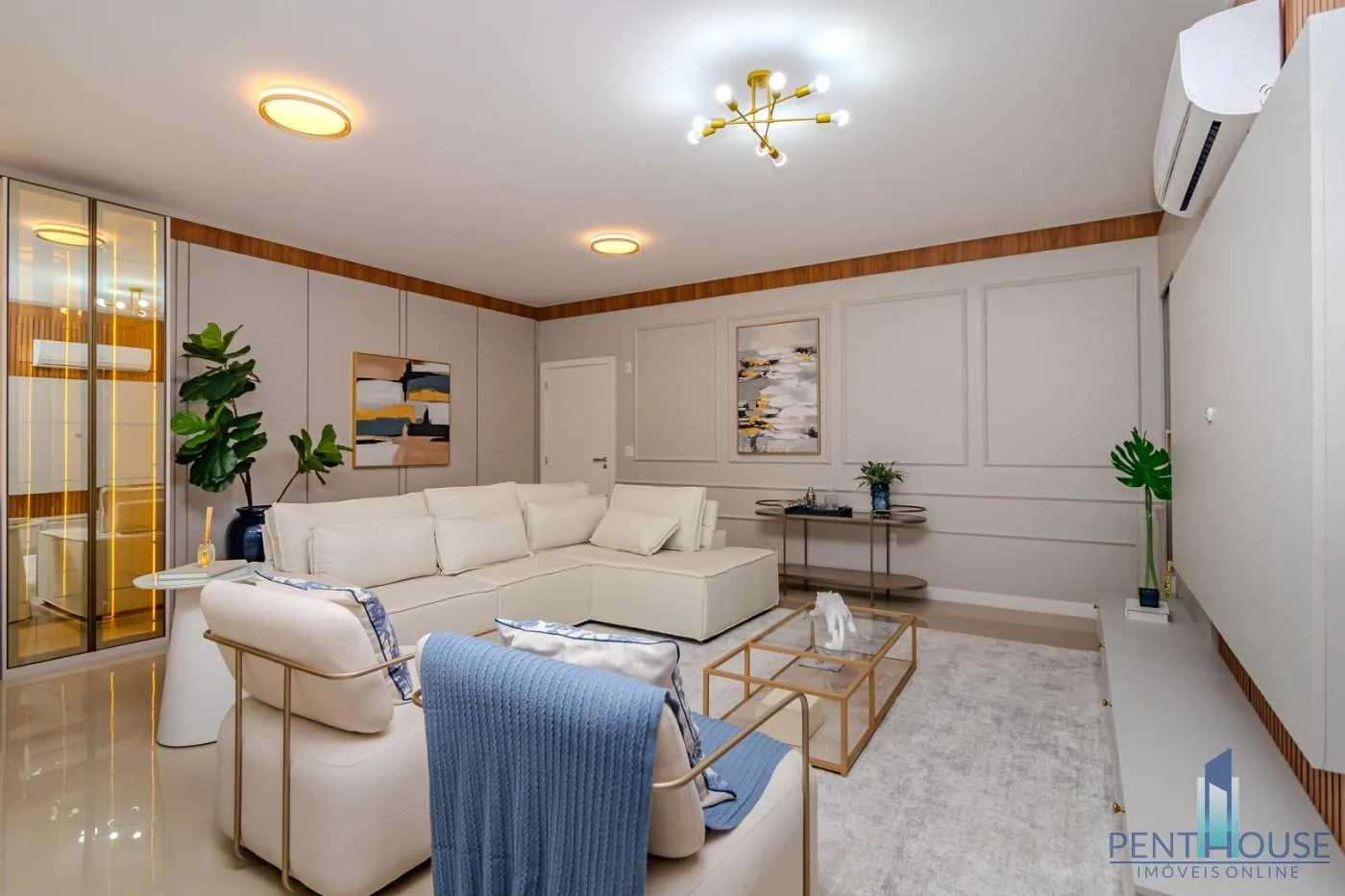 Imagem Apartamento Zona Central para Venda em Balneário Camboriú, CENTRO, 3 dormitórios, 1 suíte, 2 banheiros, 2 vagas