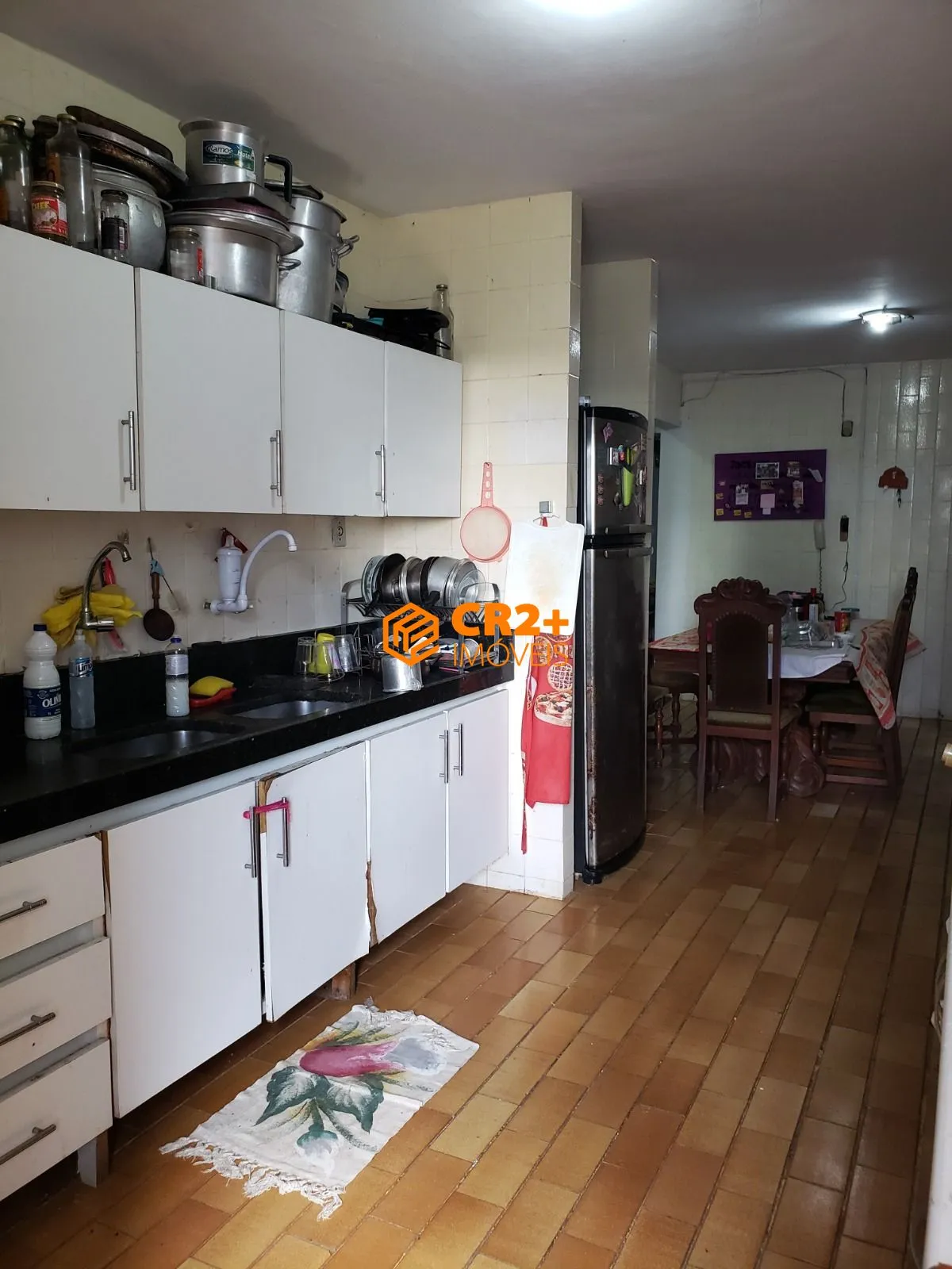 Imagem Vendo 4 quartos, 1 suíte, dep. completa, 200m2, em Candeias.