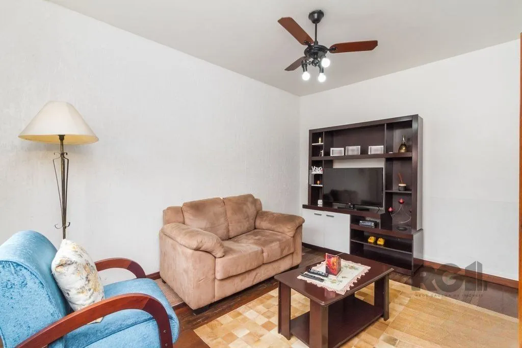 Imagem Casa 4 dormitórios no bairro Aberta dos Morros