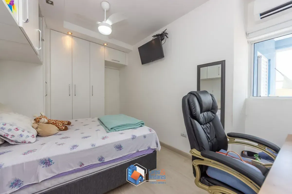Imagem Sobrado para venda em Nossa Senhora do Ó com 3 quartos, 117m²