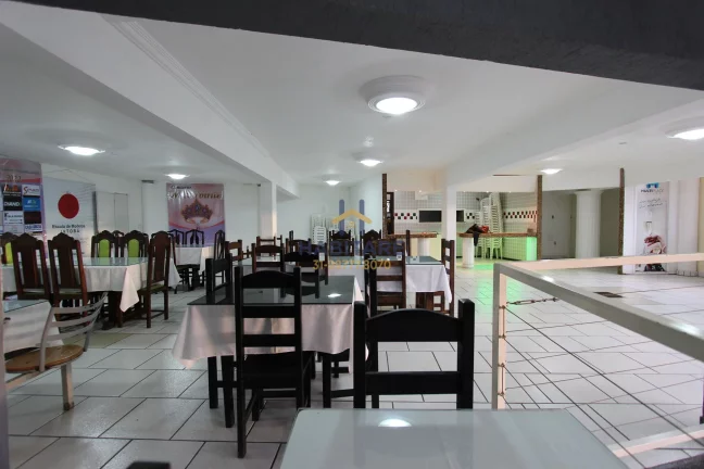 Imagem Salão para eventos no centro comercial do Jatobá.