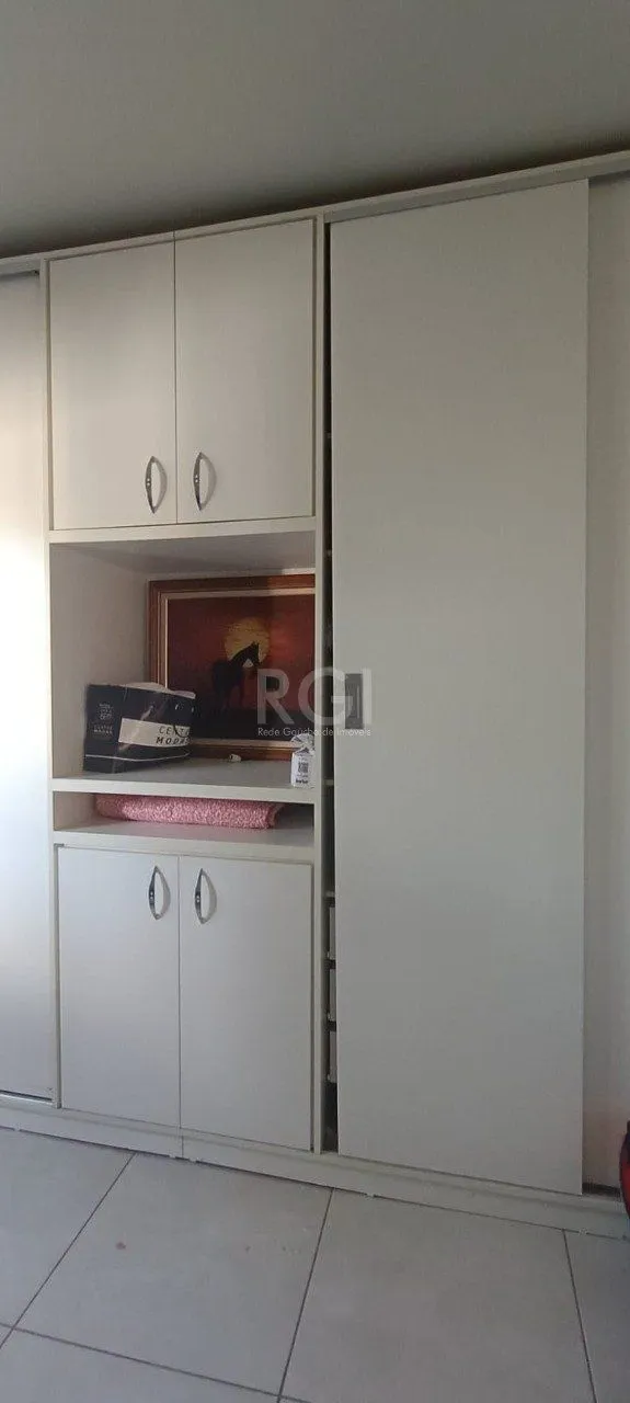 Imagem Casa para Venda - 250m², 3 dormitórios, sendo 1 suites, 2 vagas - Vila Nova, Porto Alegre