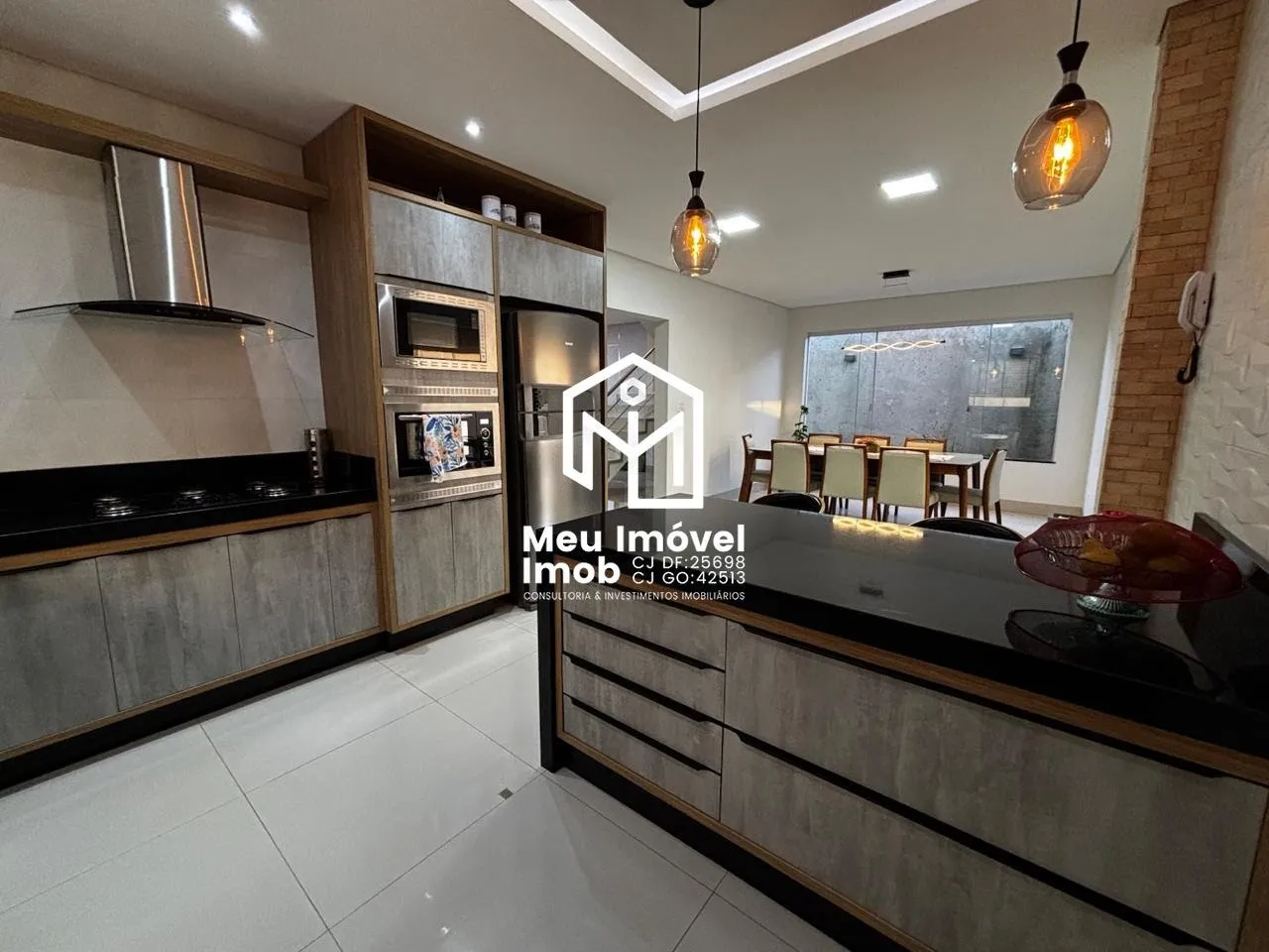 Imagem Casa 3 Quartos 2 Suítes 4 Vagas 256m² Luziânia/GO