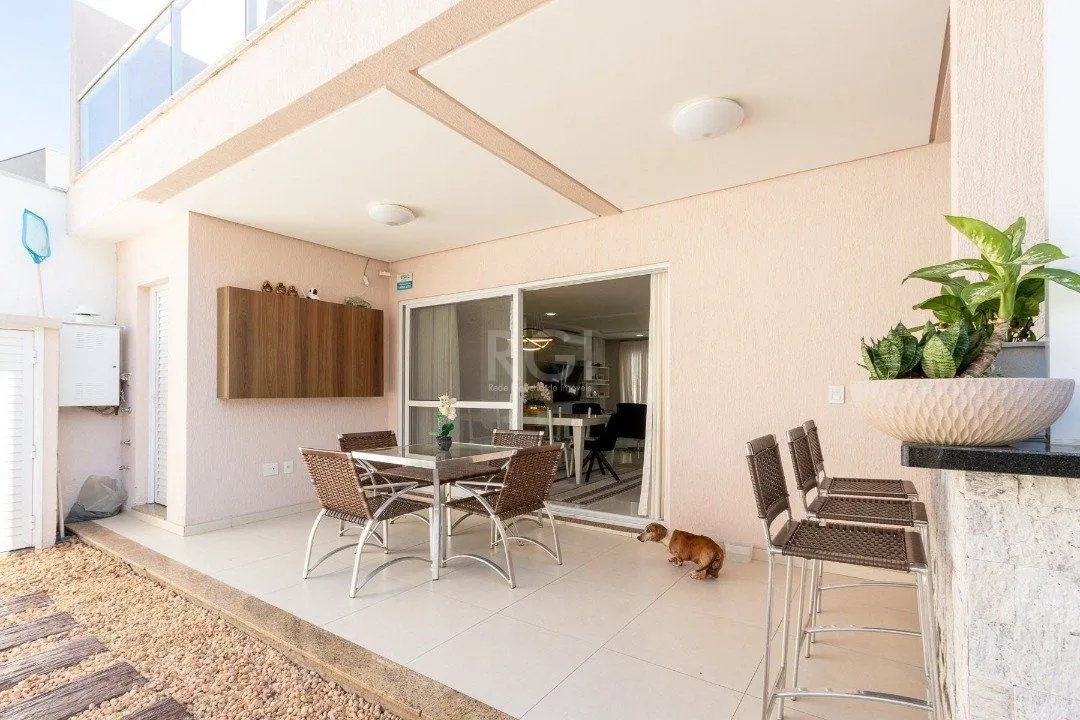 Imagem Casa Condominio para Venda - 203.02m², 3 dormitórios, sendo 3 suites, 4 vagas - Hípica