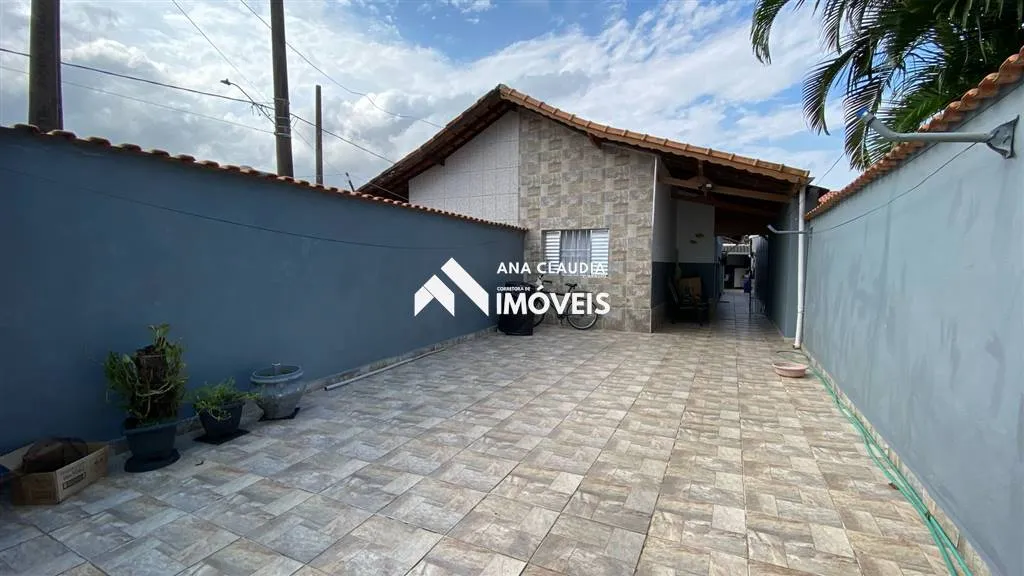 Foto do imóvel Casa na praia lado serra em ótima localização bairro de moradores fixos a 500 metros do mar . em AVENIDA CANADA, 577 - FLORIDA MIRIM, MONGAGUA - SP