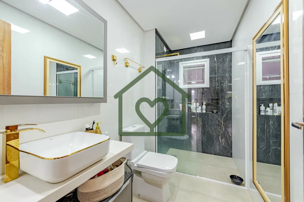 Imagem Casa à venda com exclusividade por Vera Bernardes, localizada no coração da Vila Assunção. Imó...