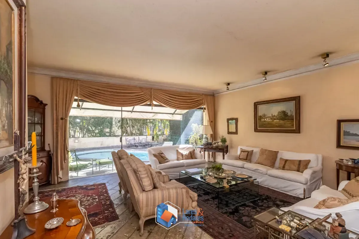 Imagem Casa para venda em Jardim Guedala com 5 quartos, sendo 2 suítes, 447m²