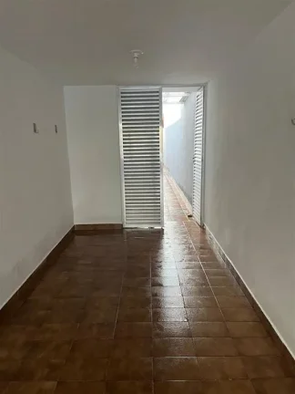 Imagem CASA COM 132 m² - AVIAÇÃO - PRAIA GRANDE SP