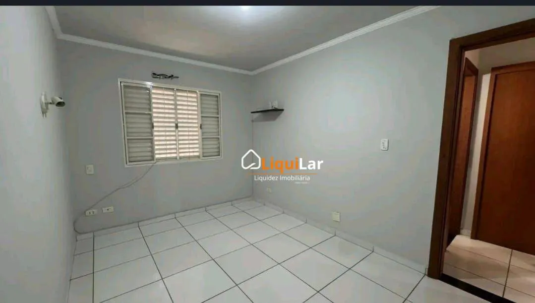 Imagem Apartamento de 3 Quartos no Bairro Monte Castelo