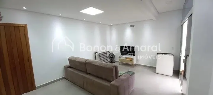 Imagem Casa térrea com 220m² de área de construção: aqui você encontra conforto, modernidade e uma localização privilegiada no Jardim Santa Genebra, em Campinas.
