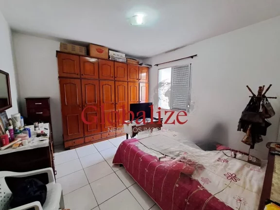 Imagem Apartamento 2 dormitórios com 102 metros no bairro Encruzilhada em Santos por R$ 420.000,00